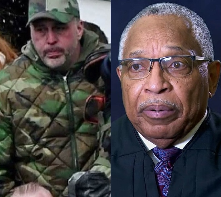 BREAKING: A violent MAGA insurrectionist gets into a "shouting match" with the judge in court and immediately gets hit with a crushing prison sentence.

Play stupid games, win stupid prizes...

The Trump supporter in question was found guilty of assaulting police during the
