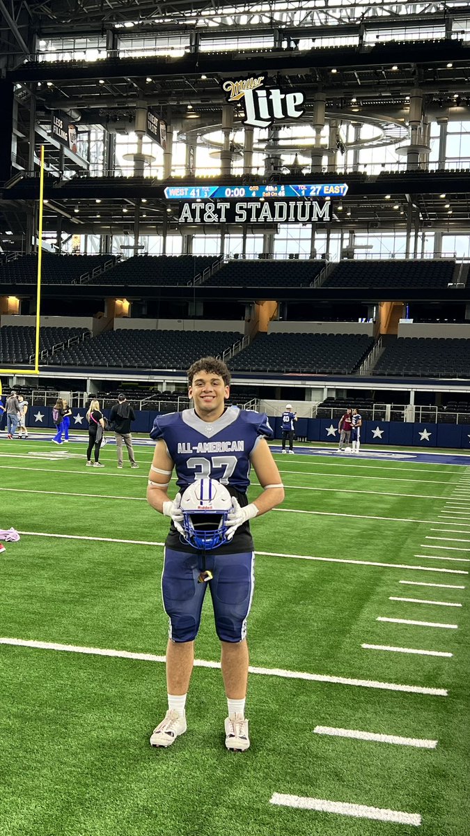 Had a great time at the Blue Grey All American Bowl!!! Thank you guys for having me I enjoyed every second I was on the field!!!!
<a href="/coach_semore/">Coach Jason Semore</a> <a href="/Coachweiss30/">Kyle Weiss</a> <a href="/Coach_Cotton713/">John Cotton</a> <a href="/CoachCully_GW/">Dean Cullison</a> <a href="/CoachO_PSC/">Coach O</a> <a href="/BLBobcatsFB/">Betsy Layne Football</a>