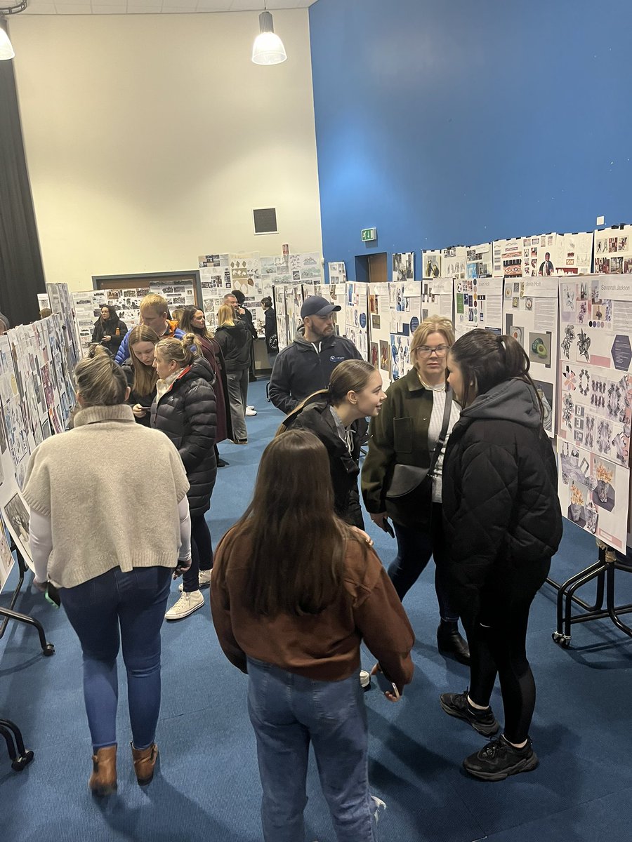 A huge thank you to everyone who came along tonight to <a href="/stpaulsdundee/">St Paul's Academy</a> Art and Design exhibition. It was a great turn out so close to Christmas, and wonderful way to finish the year celebrating the hard work and talent of our young people.