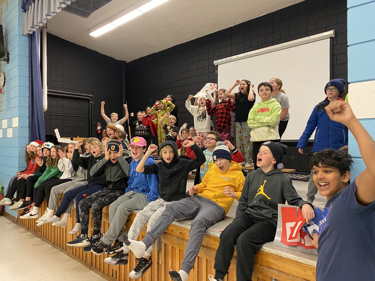 Mr Desousa tweet media