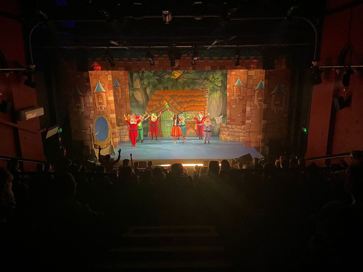 Benjamin Adlard tweet media