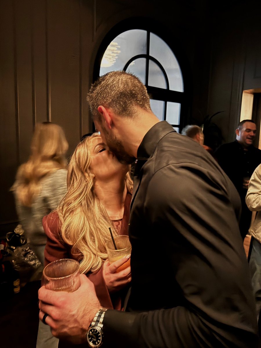 Kelly Talbot tweet media