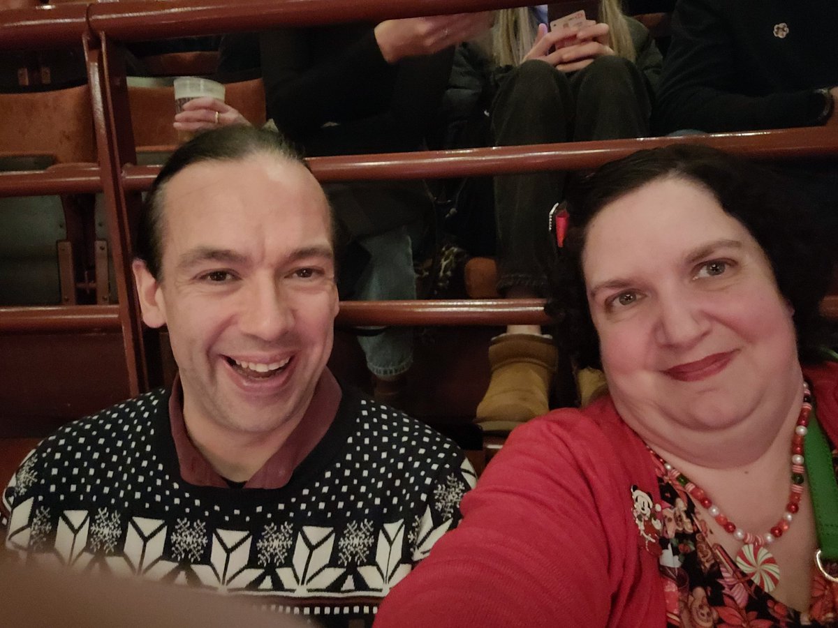 Time for the panto at <a href="/SheffieldLyceum/">SheffieldLyceum</a> with <a href="/inflatablefish/">Mike Hammond (he/him)</a> to see <a href="/djwilliamsact/">Damian Williams</a> - this is our 17th year doing this!!