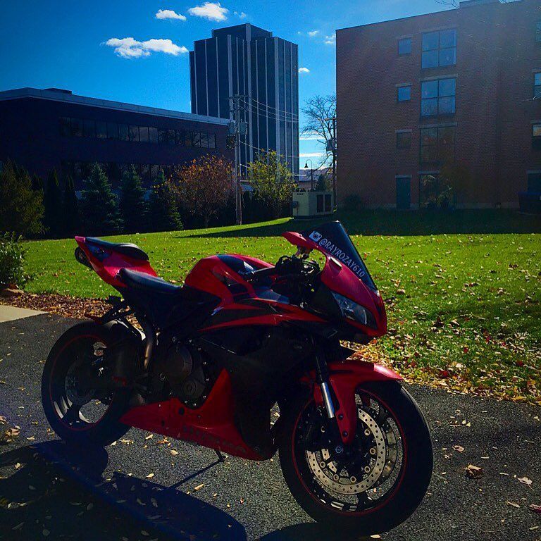 MoreMotorcycles's tweet photo. #Honda CBR

📷
@rayrozay610 https://t.co/ONegJPLq2H
