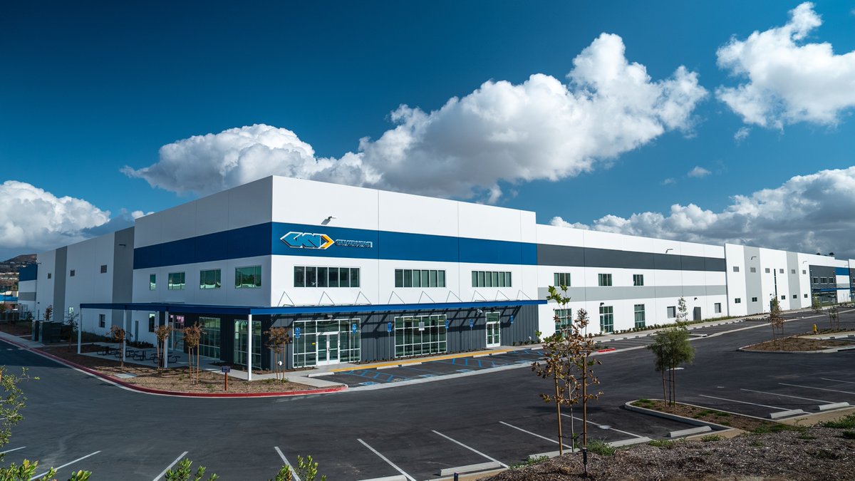 📢<a href="/GKNAero/">GKN Aerospace</a> opens a $55M, 150,000 sq. ft. repair facility in San Diego, meeting the growing demand for aero-engine MRO services &amp; boosting MRO capacity with advanced automation and robotics.
Read more: ow.ly/3Phy50UsG6h
#GKNAerospace #MRO #AeroEngine  #SanDiego #Innovation