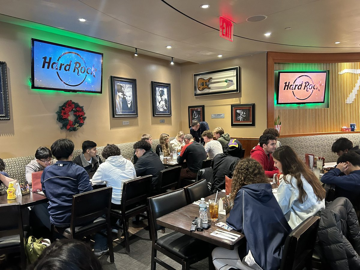 MrsPavic's tweet photo. OHS Sports Marketing class visiting Yankee Stadium with our annual field trip and lunch at the Hard Rock Cafe!  Bringing the students to experience sports marketing. https://t.co/ALoQMvN8ij