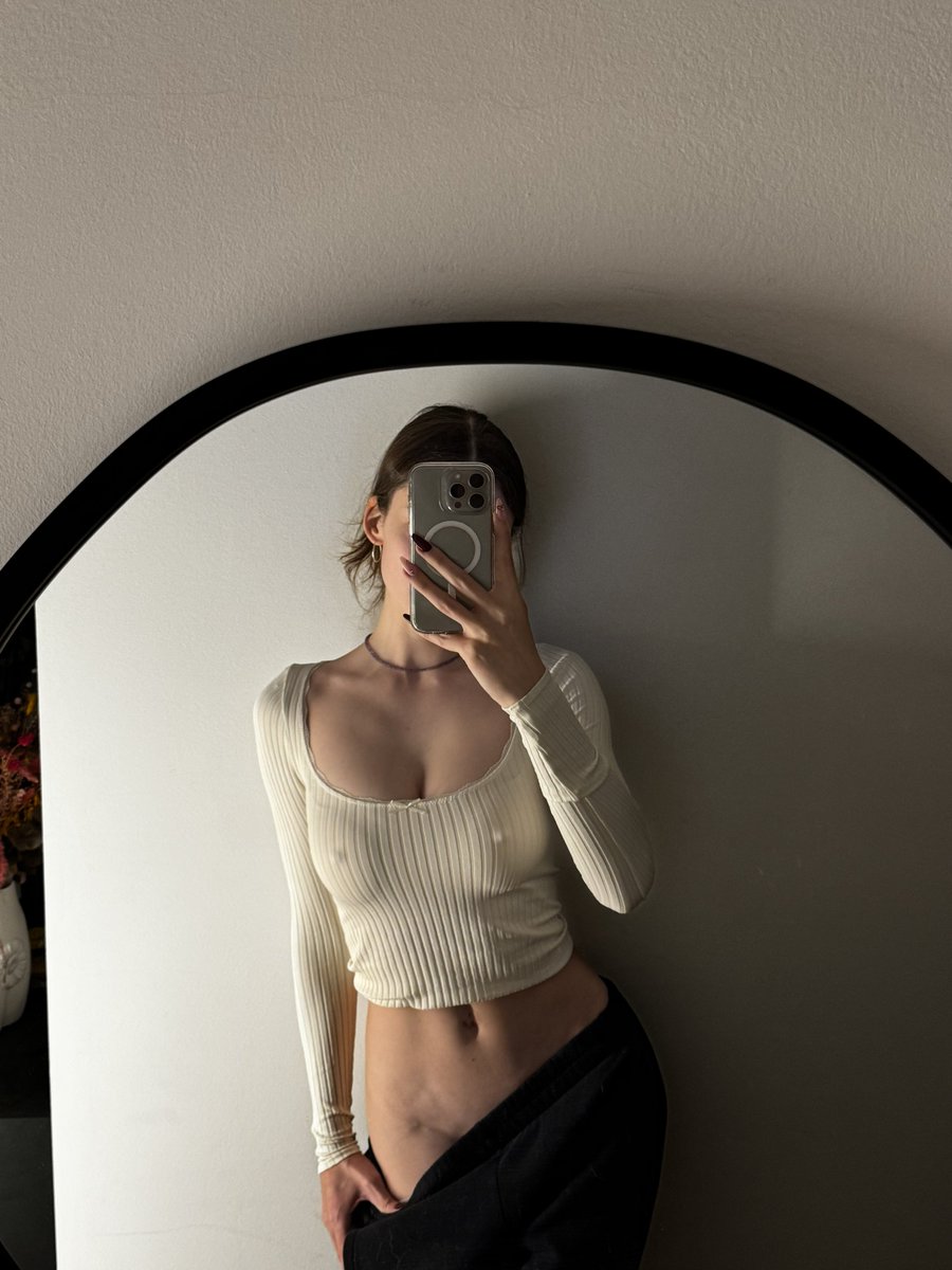 Sophie 🤍 tweet media