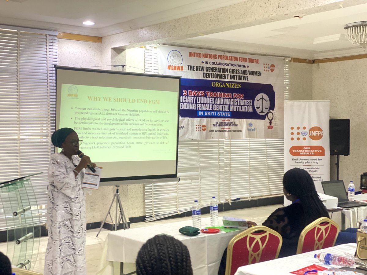 _Phoenixville_'s tweet photo. Today @UNFPANigeria in collaboration with @NIGAWD began a 3-day roundtable for Ekiti State's judiciary focusing on FGM. Attendees included the Hon. Commissioner of Women Affairs and Social Development, Rep. from the Commissioner of Justice/Attorney General, and Acting Chief Judge https://t.co/b946Kp3M23
