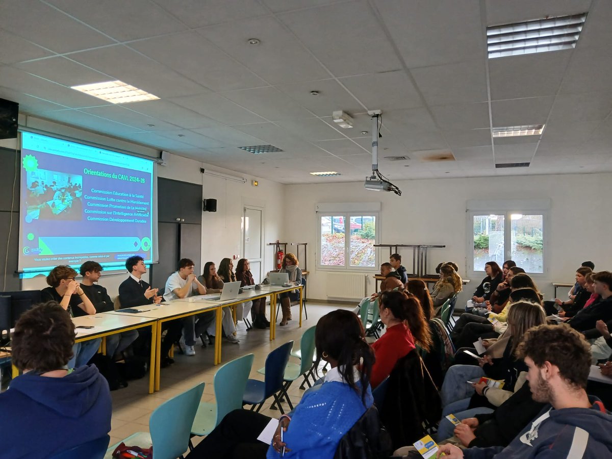 Rencontre Inter-CVL des élus creusois et corréziens au lycée B. Palissy
<a href="/DSDEN19/">DSDEN de la Corrèze</a> 
<a href="/Dsden23/">DSDEN de la Creuse</a> 
<a href="/aclimoges/">Académie de Limoges</a> 
✅️ Rencontrer les élus CAVL
✅️ Echanger sur les actions des CVL
✅️ Débattre sur la question des inégalités et des discriminations #monopolydesinegalités
<a href="/Obs_ineg/">@obs-des-inegalites.bsky.social</a>