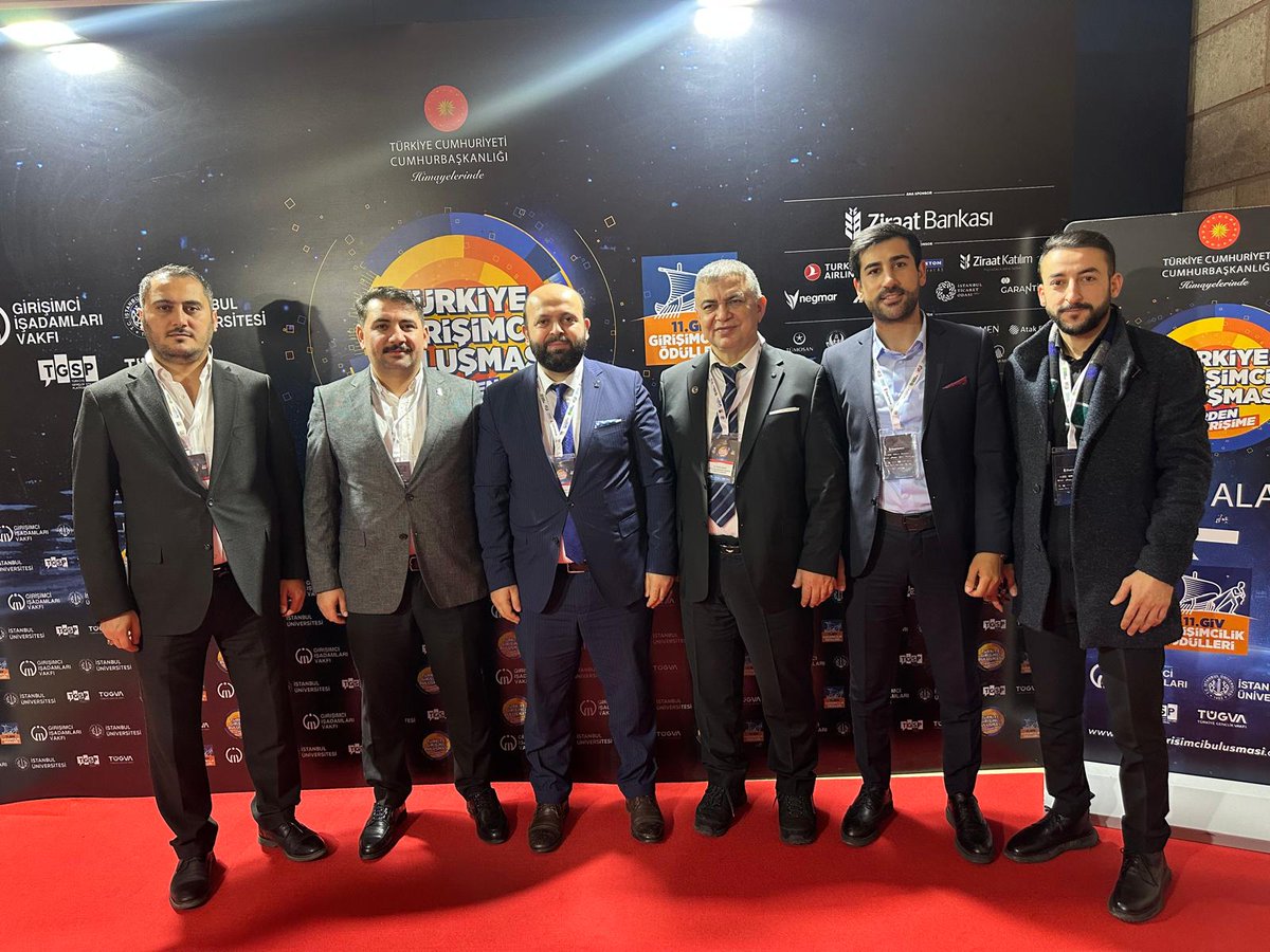 ibrahimzorlu89's tweet photo. Türkiye Girişimci buluşması https://t.co/nf5NjChXiq