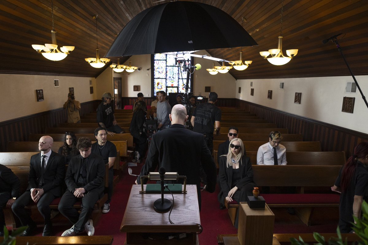 did you guys like the funeral? ⚱️