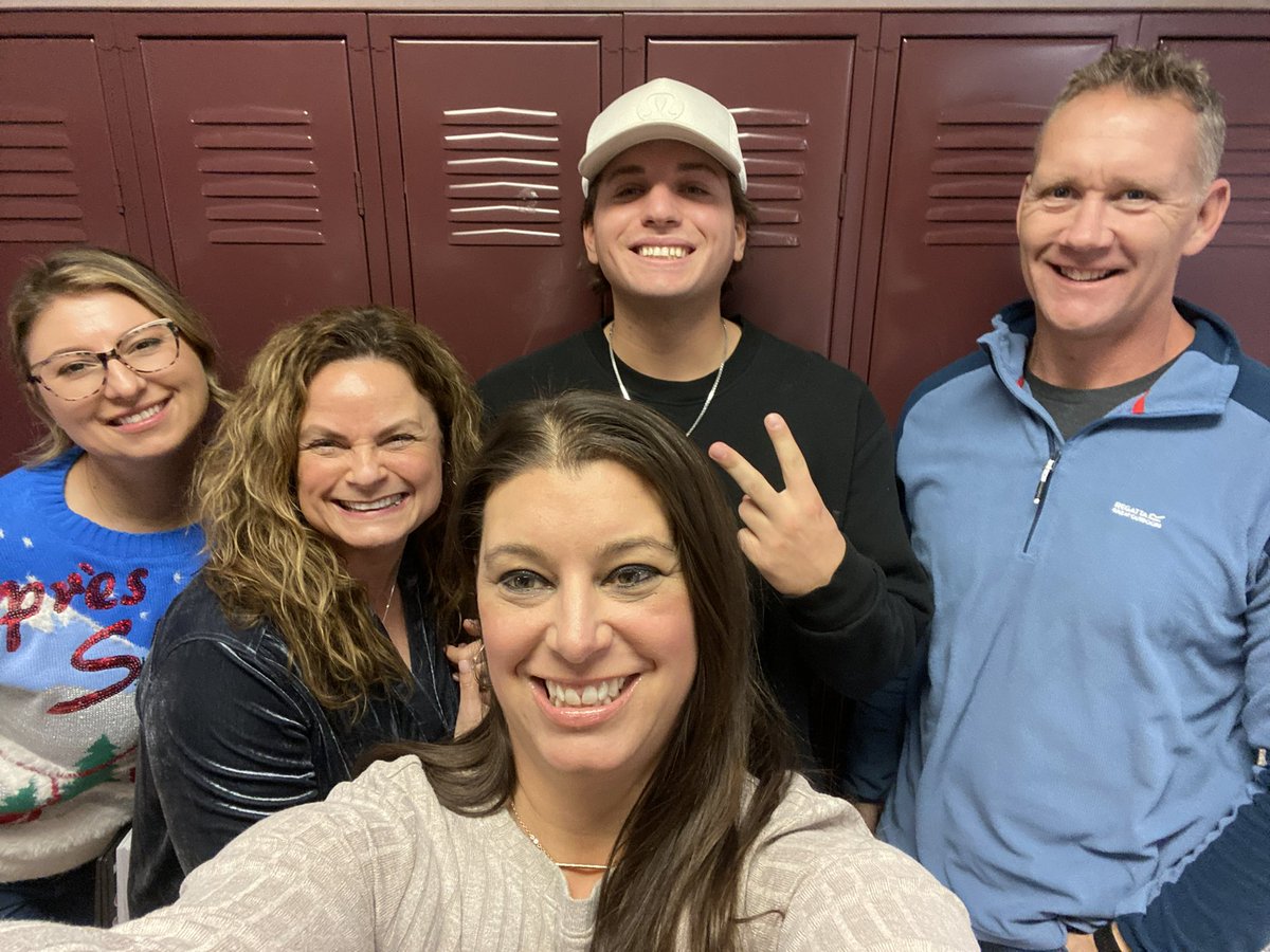 teachers don’t get enough appreciation for the impact they have had on our lives. i am extremely grateful to all my teachers who have supported me the way they did. thank you for always telling me i could, instead of telling me that i couldn’t.

chase your dreams.