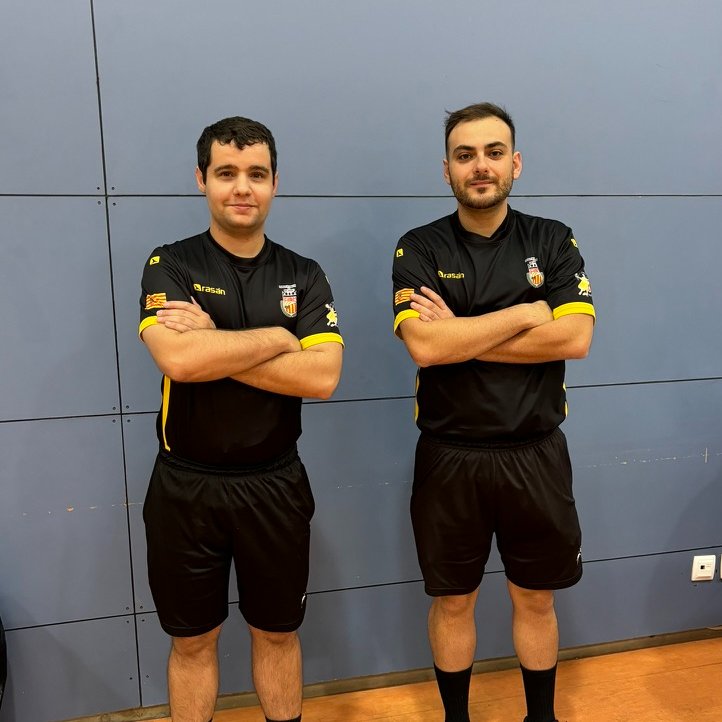CtaAragon's tweet photo. 👉🏻 Os presentamos a los árbitros que representarán a Aragón en el @cesabm2025CAT : Miguel Latorre y Alejandro Marco.

Ambos colegiados se trasladarán del 3 al 8 de Enero a Blanes para dirigir diferentes encuentros durante el campeonato de balonmano base nacional 💪🏻

@FARBM_COM https://t.co/XvliQTutpv