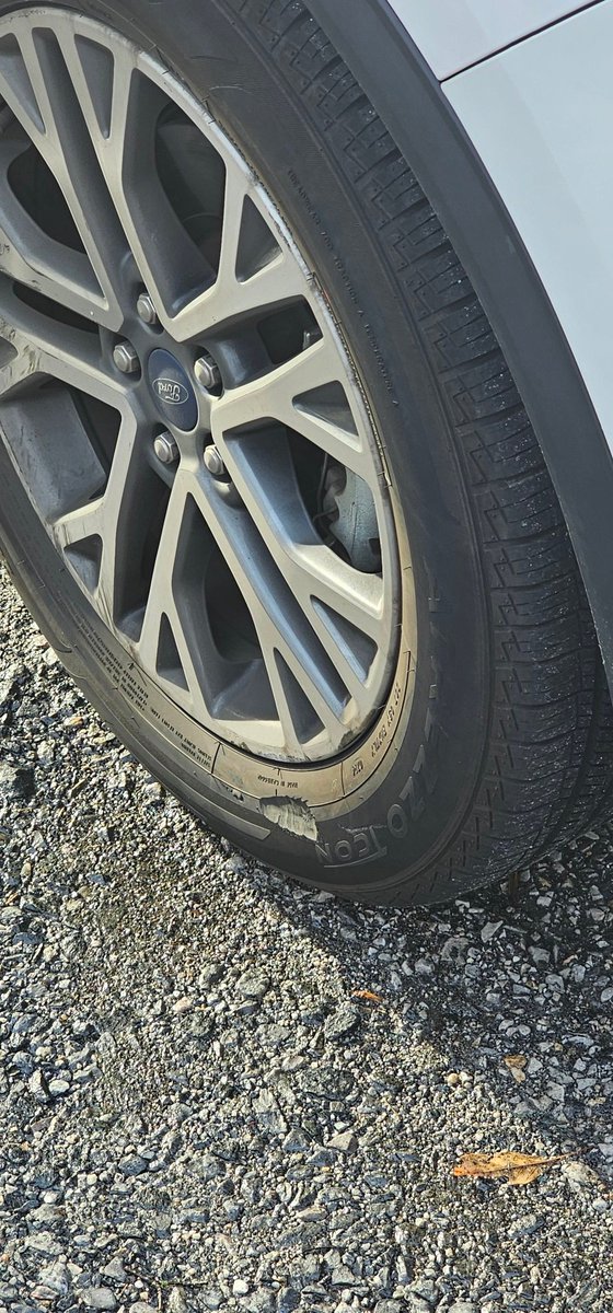 RealWaKhan's tweet image. Indian tech staffing fraudsters hired goons did this to the tire of targeted individual to keep him off of work while @Avis location Arlington, VA keeps on denying him exchange of car and someone keeps calling repair shops to not to fix the car. #Harrasment #Hate