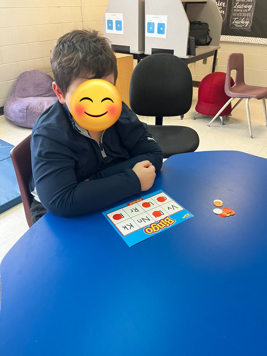BonuraDiana's tweet image. Played a fun game of BINGO with letters today! 🎉 Such a simple and engaging way to help with letter identification. The kids loved it, and it’s great for learning through play! 🅰️🅱️ #TeachingTips #LetterRecognition