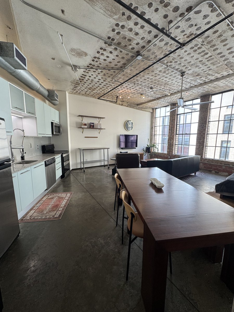 RealEstateRay_'s tweet photo. For all my loft lovers 🏙️ #Dallas https://t.co/1k9geYlAaE