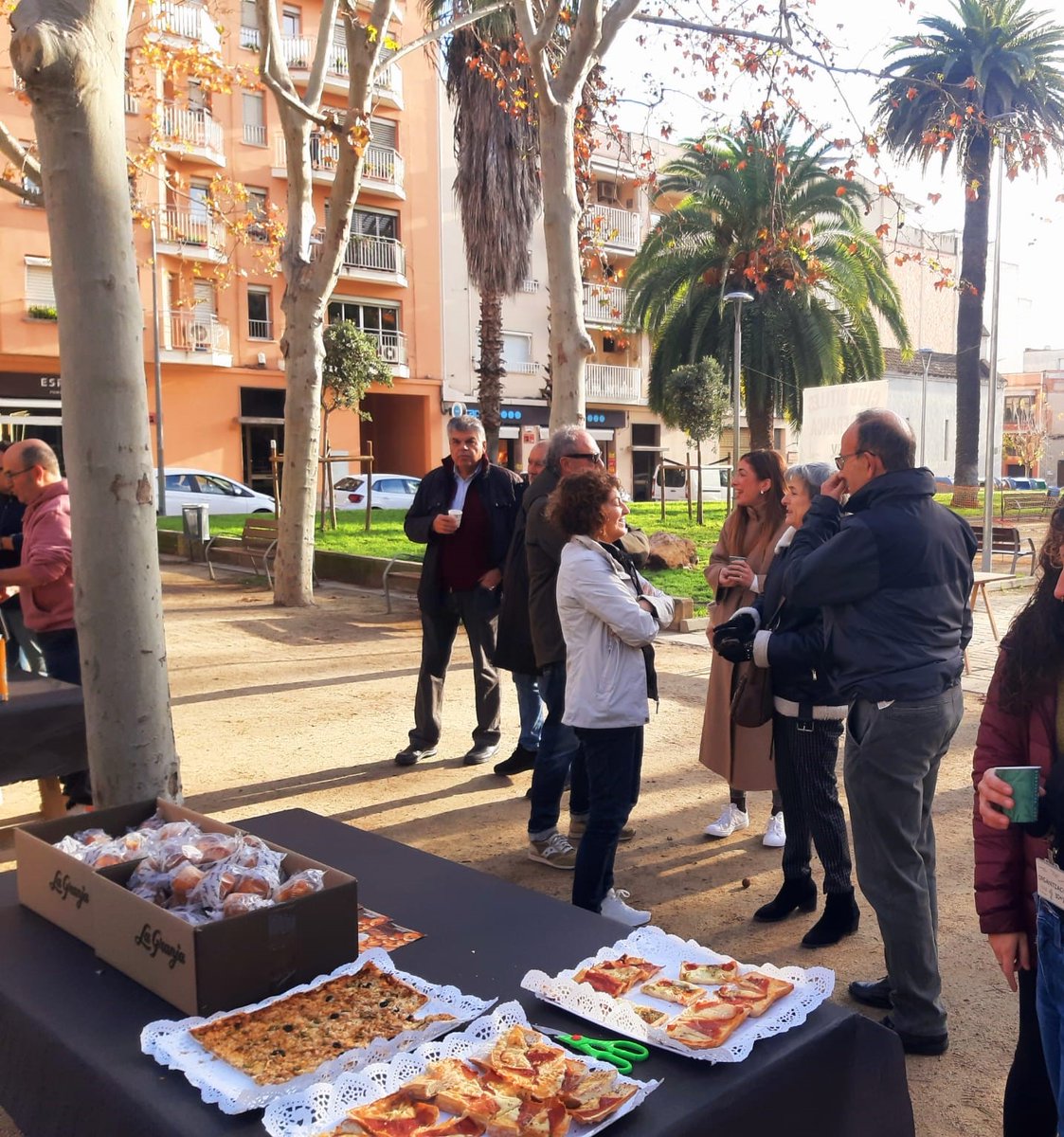 entremcoop's tweet photo. Gràcies per ser-hi. Gràcies per creure-hi.
@VilafrancaAj @FRomeroGamarra @avvpoblenou @AlbetiNoya #Emilia #CalVicentó @caprabo @covides @catanies #Informaticai+ #Mitjans #PellisaRàfols @FundacioPinnae @xerigots #Bildi #LaGranja @MallartX @masalborna @CafesNovell #ViversTorrents https://t.co/RoUIwbkF7I