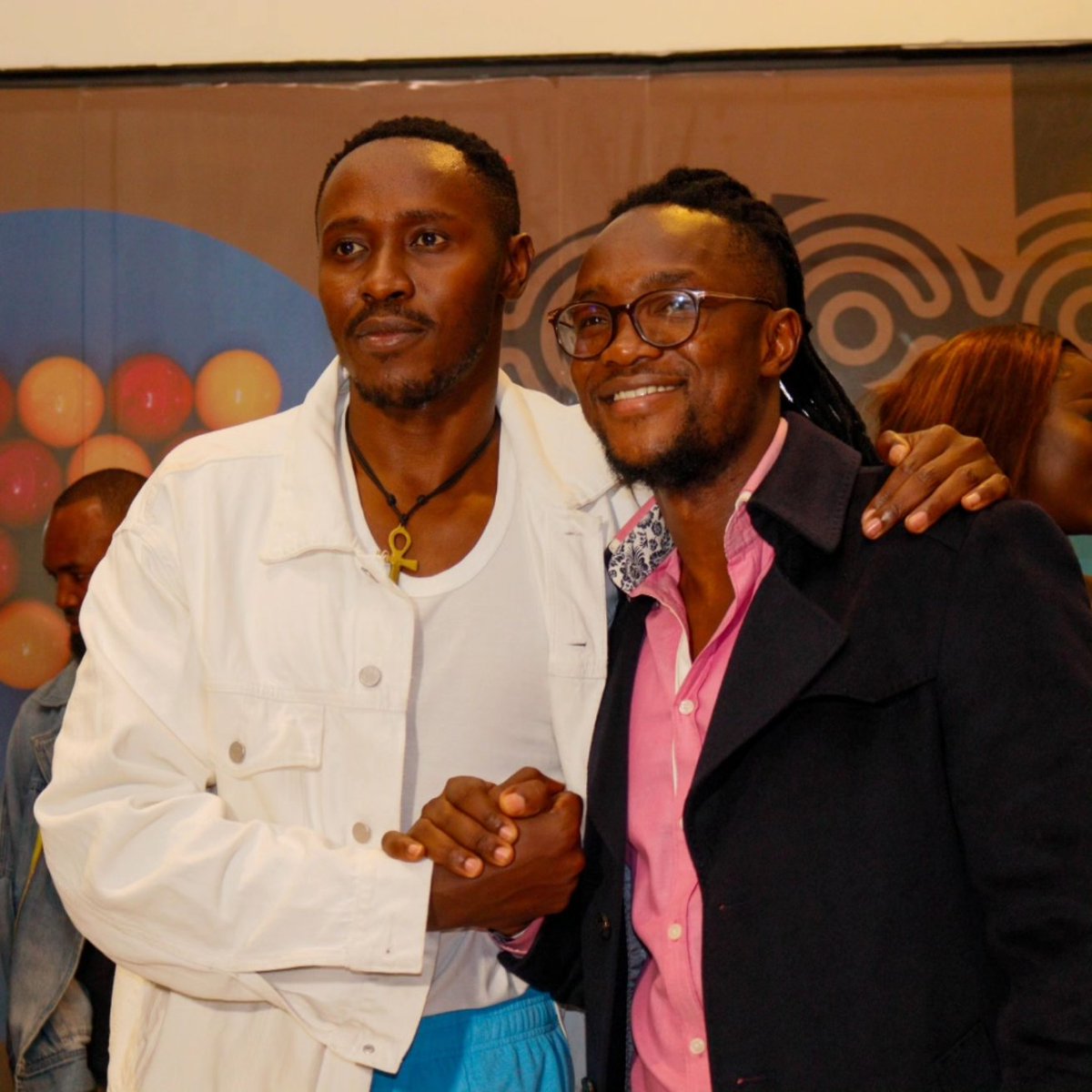 SanaaPost's tweet photo. From Kisii with Love Premier Night ✨🥂

Written and Directed by @ianslim1

Follow SANAA Socials and News Website ili usikose habari zozote 😎👊🏾 https://t.co/juocVUEC1E
