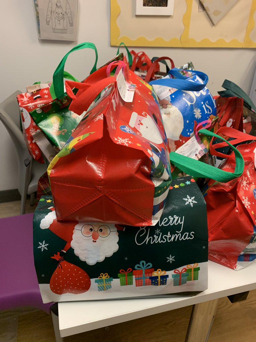 Ann 💙 (@annhallamnhs) on Twitter photo Big Thank you today to <a href="/tasfund/">The Anthony Seddon Fund</a> for the wonderful gifts for both Saxon and Taylor Wards we really do appreciate these and will brighten Christmas Day for our patients <a href="/PennineCareNHS/">Pennine Care NHS FT</a> <a href="/sophiecoxonx/">Sophie Coxon</a> <a href="/DannyTheLove/">Danny Love</a> <a href="/AntHassallNHS/">Anthonyhassallnhs</a>
<a href="/LisaCousinsNhs/">lisa</a> <a href="/longtallbrett/">Brett</a> <a href="/Janetmelianhs/">Janet Melia</a> Big Thank you today to <a href="/tasfund/">The Anthony Seddon Fund</a> for the wonderful gifts for both Saxon and Taylor Wards we really do appreciate these and will brighten Christmas Day for our patients <a href="/PennineCareNHS/">Pennine Care NHS FT</a> <a href="/sophiecoxonx/">Sophie Coxon</a> <a href="/DannyTheLove/">Danny Love</a> <a href="/AntHassallNHS/">Anthonyhassallnhs</a>
<a href="/LisaCousinsNhs/">lisa</a> <a href="/longtallbrett/">Brett</a> <a href="/Janetmelianhs/">Janet Melia</a>