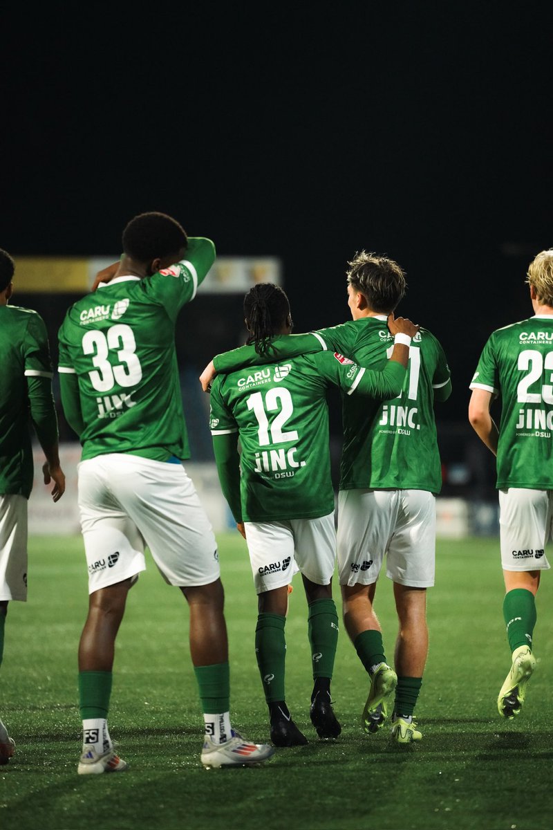 excelsiorrdam's tweet photo. 💚 ZACH BOOTH 💚 https://t.co/vvMyNiSlvG