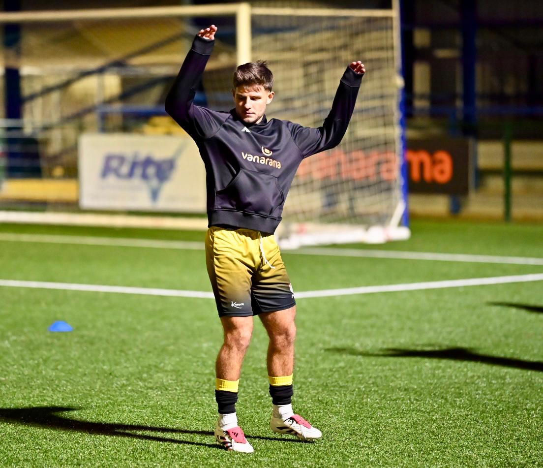 Welcome back <a href="/23HarryRush/">Harry Rush</a> after nearly a year out with a knee injury, Rushy is on the bench tonight as we visit <a href="/tonbridgeangels/">Tonbridge Angels</a>