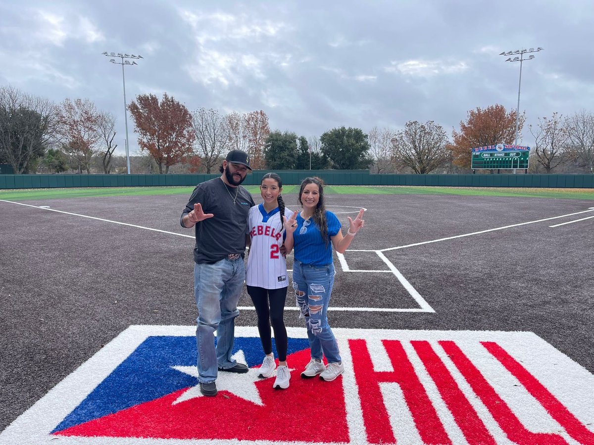 Landri Hernandez tweet media