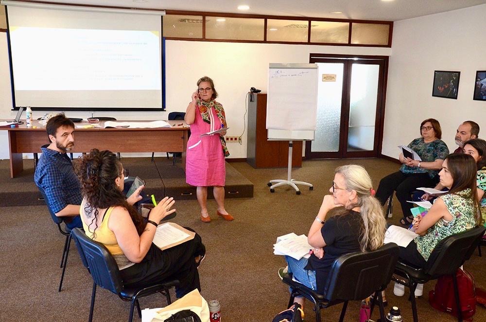 treballaire's tweet photo. La iniciativa  @SOCIEUXplus
 promueve  un Plan de capacitación de la red de orientación e intermediación laboral  del  @MTSSuy

Encantado de colaborar junto a 
@MarieChacon15 y los expertos de la #DINAE para promover los estándares de competencia de los servicios de empleo https://t.co/Xbk8FASEfh
