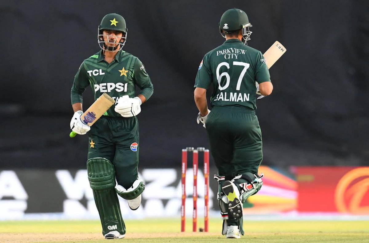 CBWhuzaifa's tweet photo. Pakistan defeat South Africa by 3 wickets in a thrilling last-over finish!

#SAvPAK #PakistanCricket #Bitcoin #Cricket #PakistanCricket https://t.co/5fUDdrXpPl