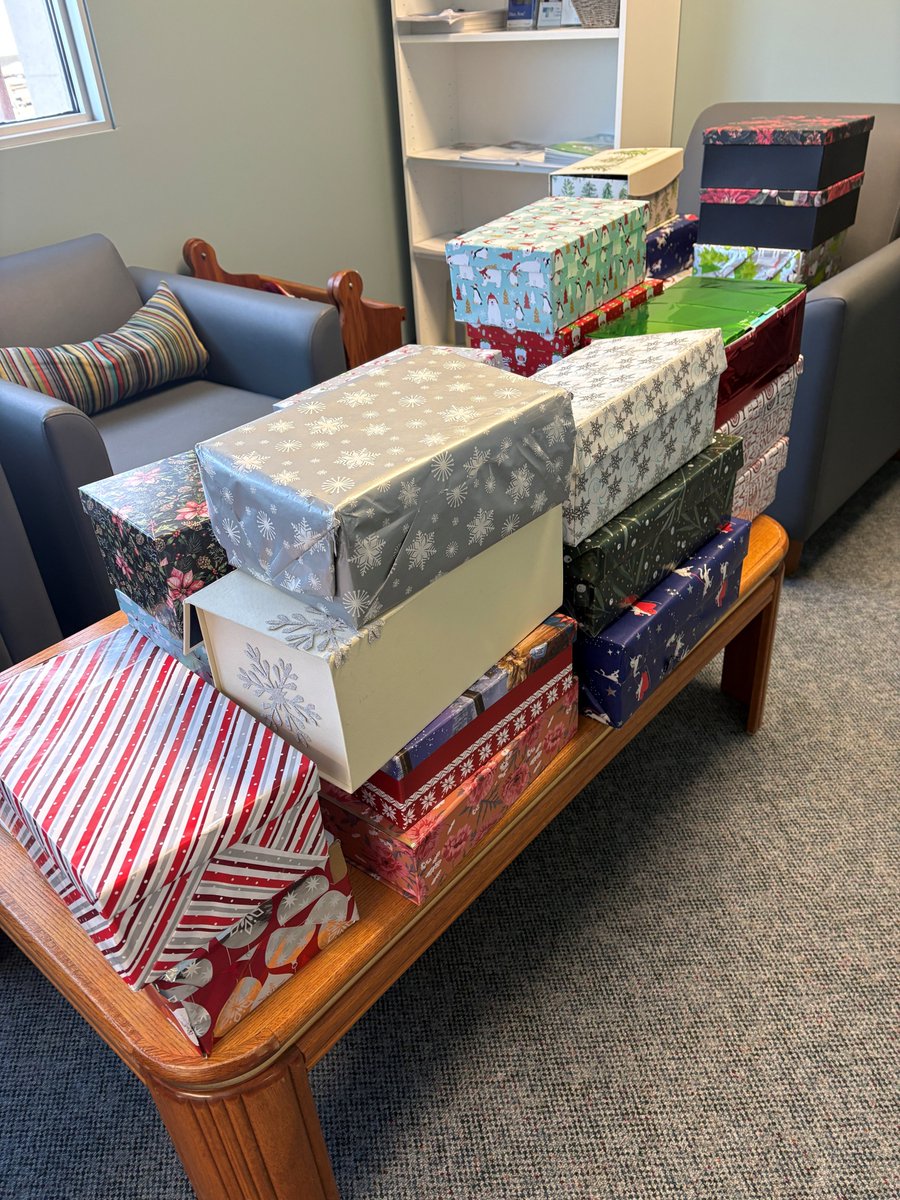 SAIFSociety's tweet photo. A HUGE thank you to @shoeboxcanada for their generous donation of 30 gift boxes filled with a selection of wonderful items for our clients. This generous donation will make a huge difference at this time of year.

Thank you for your amazing work! https://t.co/k5TwcoJKtH