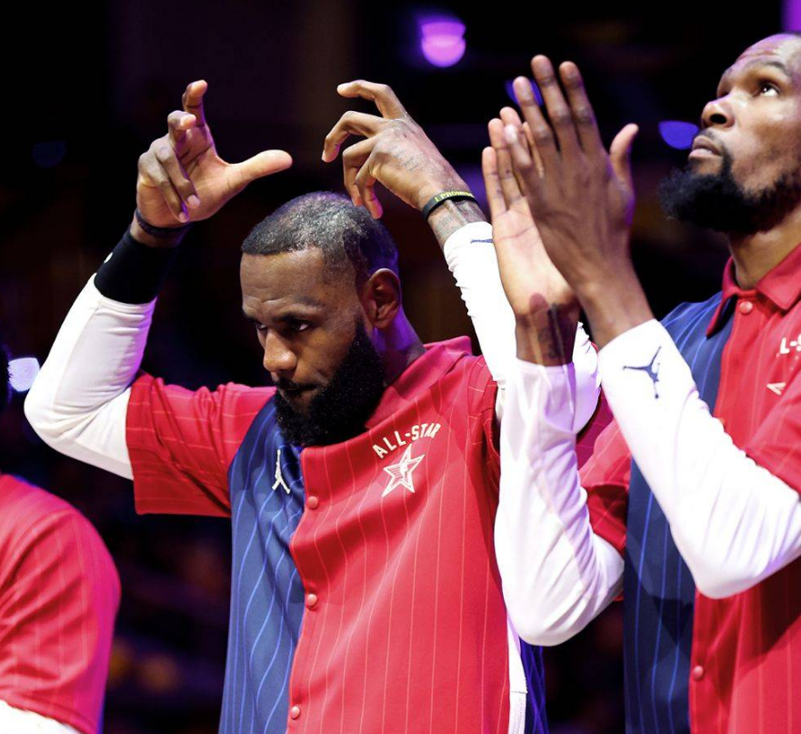 50 Nuances 🇺🇸🏀 tweet media