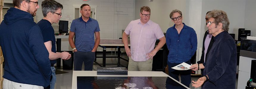 <a href="/DMR_Graphics/">DMR Graphics</a> printed artwork using its @swissQprint Nyala for artist Robert Longo’s exhibition, Searchers, which took place at the Pace and Thaddeus Ropac’s galleries in London, England. 

Read more about this art revival here: buff.ly/3OATQoN