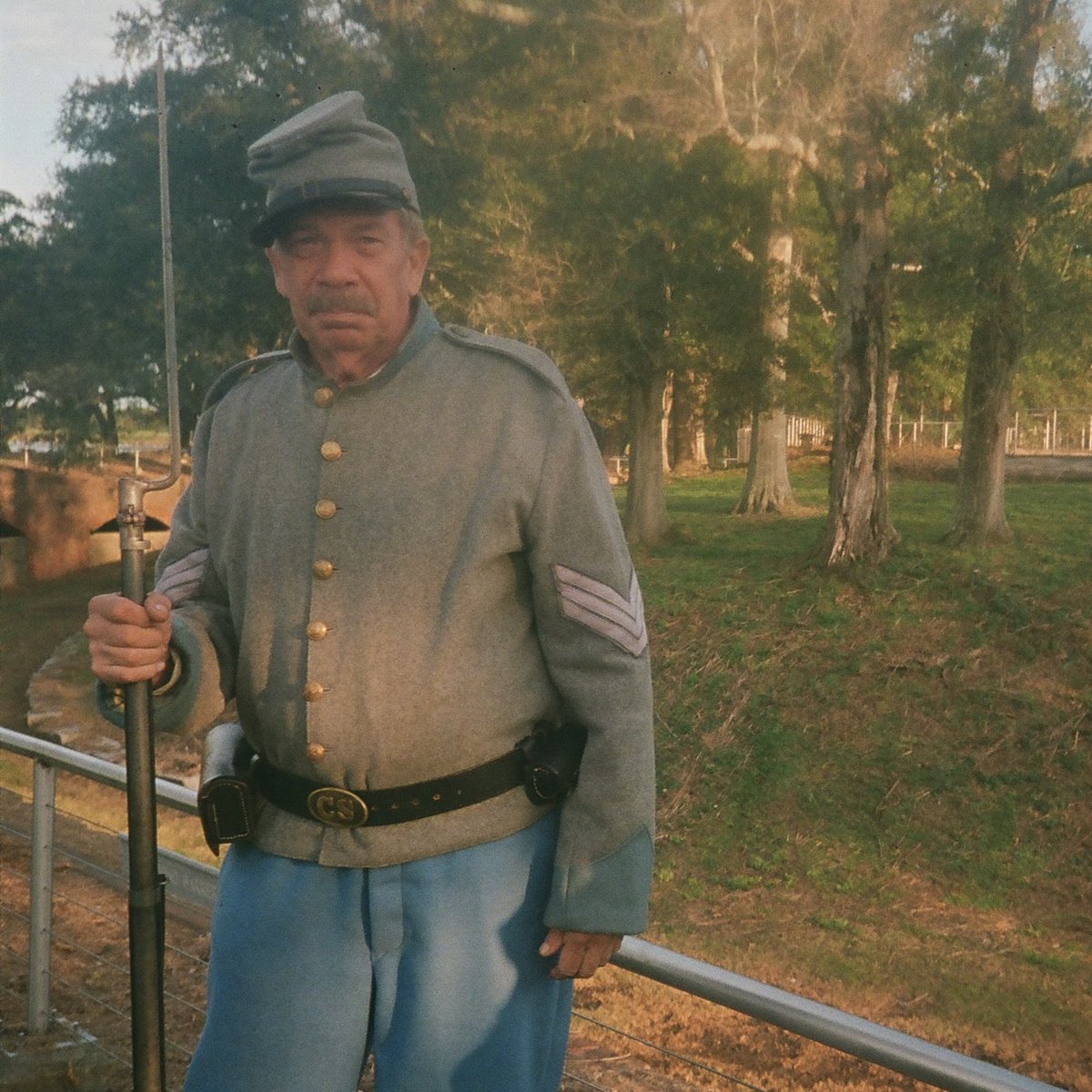 plaquemines parish orange festival on 35mm 🍊 
triumph, LA 
12/7/2024