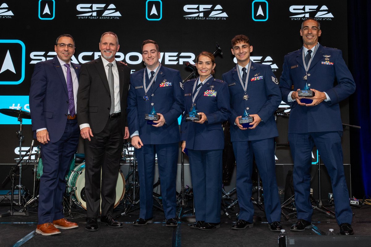 USSpaceForce's tweet photo. During @SpaceForceAssoc's #SpacePowerConference24 last week, several #Guardians & #Airmen were recognized for their contributions to space operations. Congratulations to everyone for the stellar work you do to support our Space Force! #SpaceForce #USSF5 https://t.co/bpty3J45OP