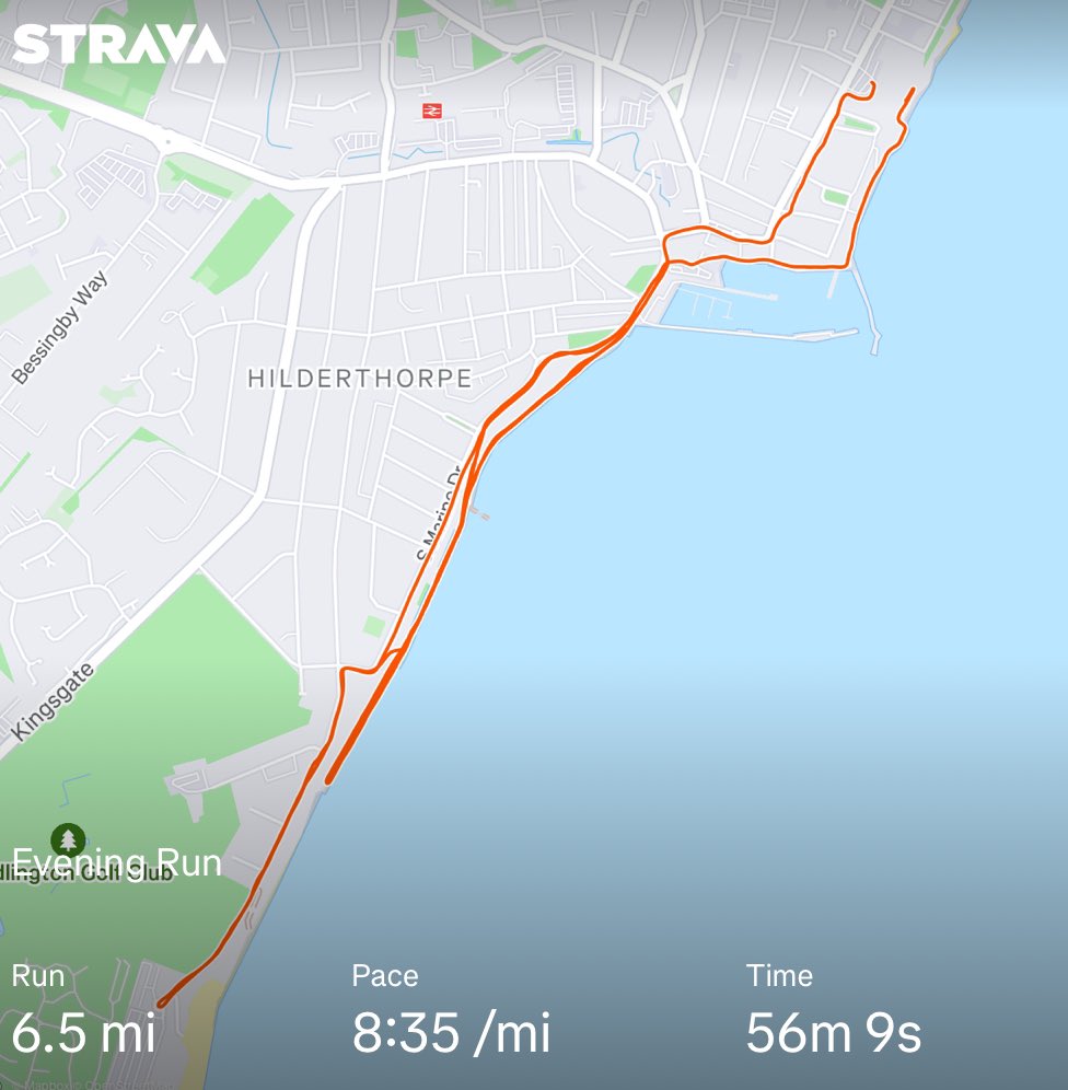 Progradar's tweet image. Fabulous flying Fartlek session with the BRR structured group in the wind and rain this evening, loved it! 😊🏃‍♂️💪 @RunComPod #fartleksession #structuredtraining