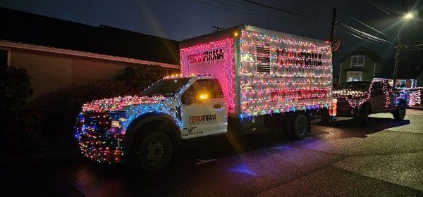 TerraFirmaFS's tweet image. 🎄 On December 14, foreman Schylar Powers brought holiday cheer at the 31st Annual Timber Trucker's Light Parade in Riddle, OR! 🚛✨ Thank you for representing TerraFirma with festive spirit! 🌟 #goterrafirma #holiday #holidayspirit #lightparade #pnw #oregon