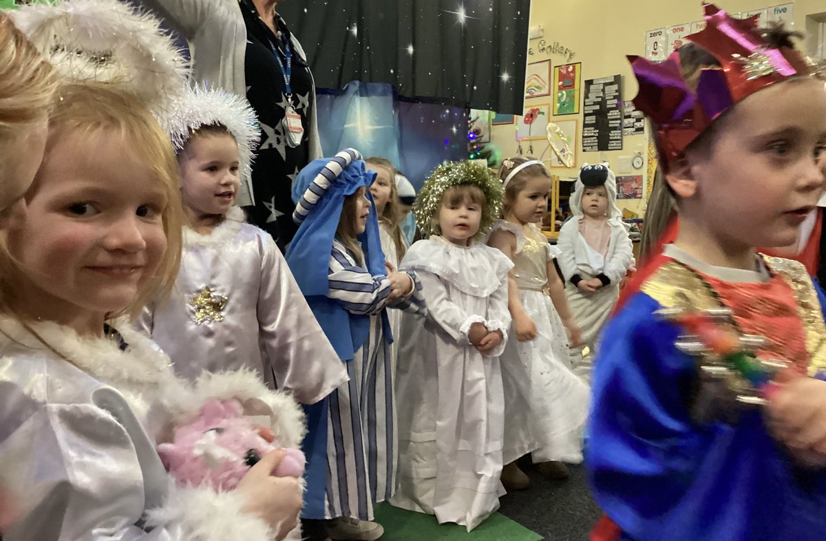 NurseryPeters's tweet photo. Here are some more angelic photos from our Nursery Nativity!😁😇🌟🎶🎶👏👏 https://t.co/VQ3qykZyGS