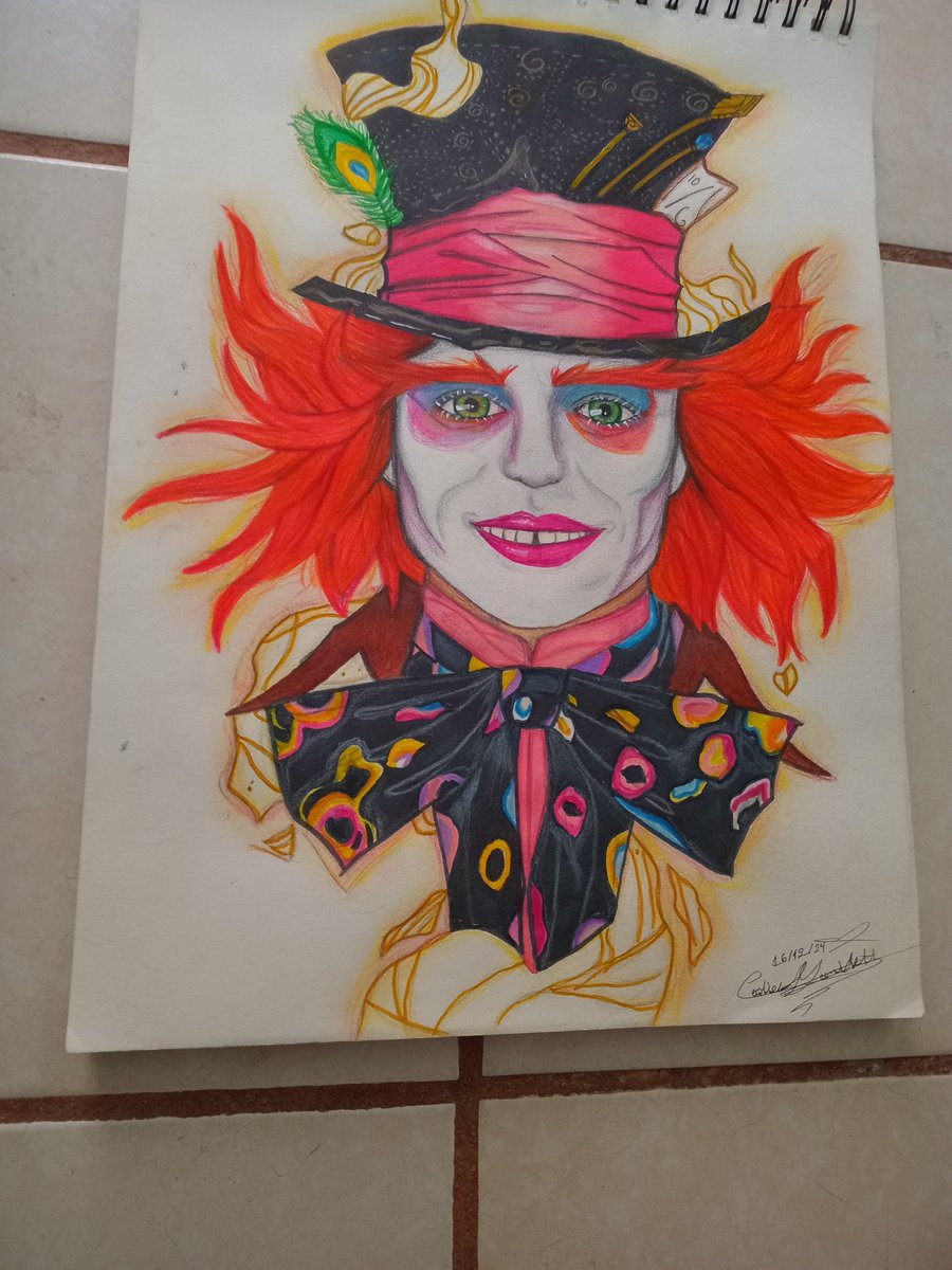 AlexRodrgu55211's tweet photo. El sombrero loco https://t.co/twxcLBIavJ