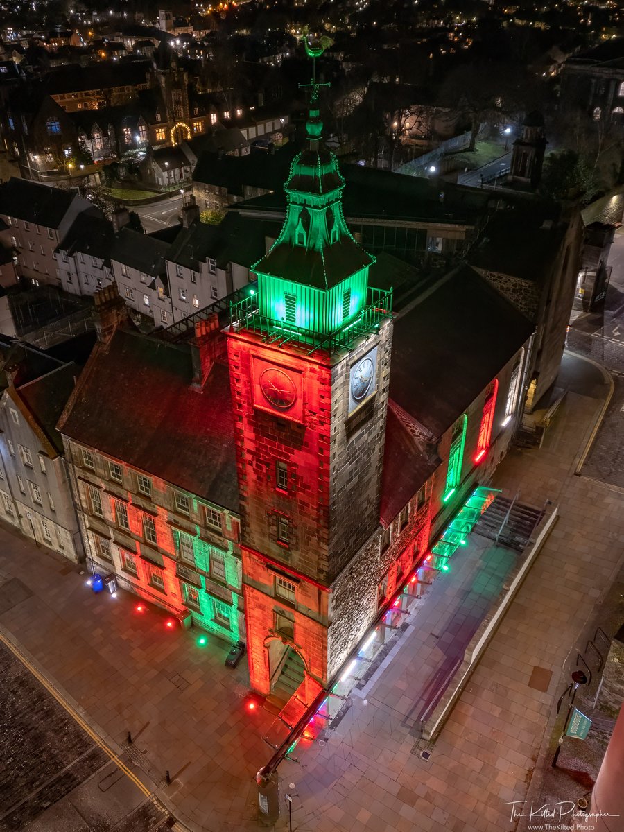 The stunning and historic Tolbooth illuminated in it's festive colours.

#Tolbooth #Stirling #VisitScotland #Scotland #TheKiltedPhoto #TheKiltedPhotographer #TolboothStirling