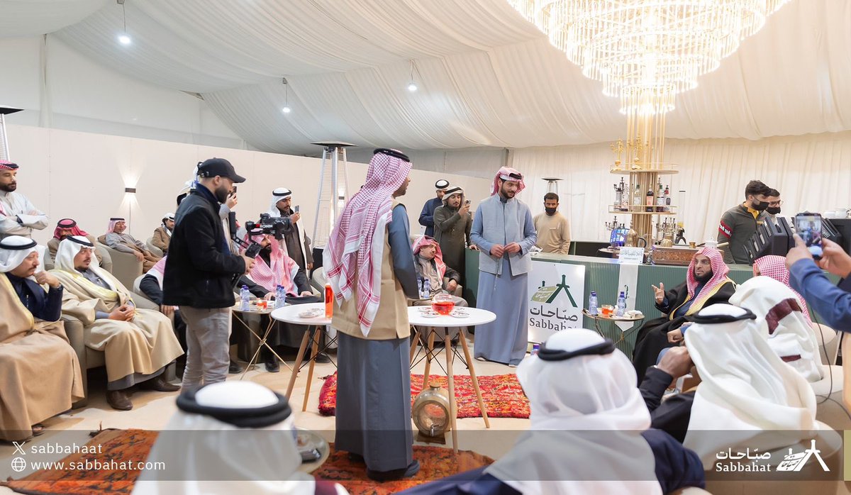 تغطية مصورة :

لزيارة الشيخ عائض القرني لمقر #صبّاحات .

<a href="/Dr_alqarnee/">د. عائض القرني</a> 

صور أكثر على الرابط التالي :

drive.google.com/drive/folders/…

_______

#مهرجان_الملك_عبدالعزيز_للإبل9
#نادي_الإبل  #عز_لاهلها #عام_الإبل_2024            
#صباحات_شمر