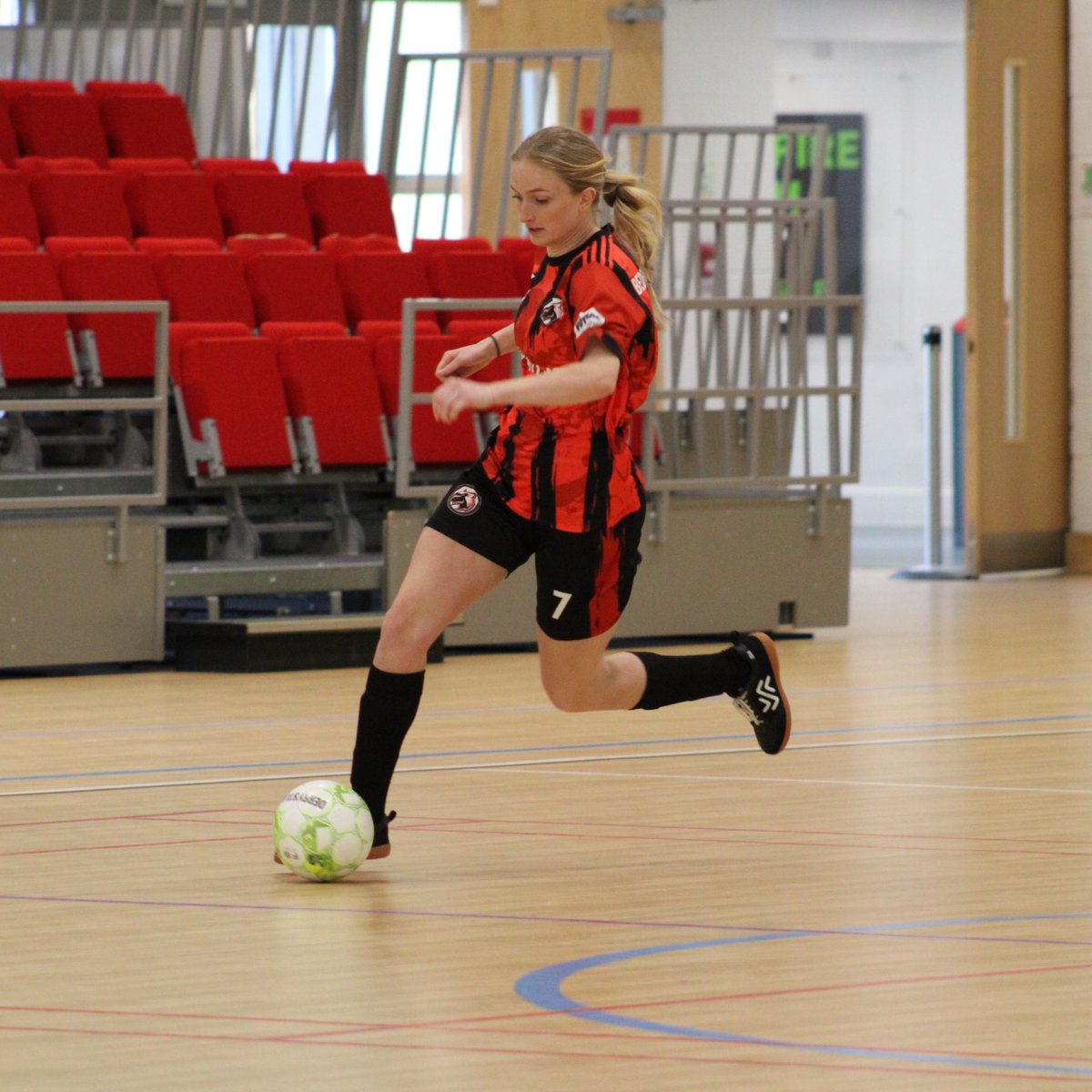 𝟱𝟬 𝗖𝗢𝗠𝗣𝗘𝗧𝗜𝗧𝗜𝗩𝗘 𝗔𝗣𝗣𝗘𝗔𝗥𝗔𝗡𝗖𝗘𝗦 |
Another congratulations as we celebrate Sophie Mullett and Rachael Mumford hitting 50 appearances for the Griffins last weekend. 
2 experienced &amp; effective players, 1 extremely lucky club to have them. Here’s to the next 50.