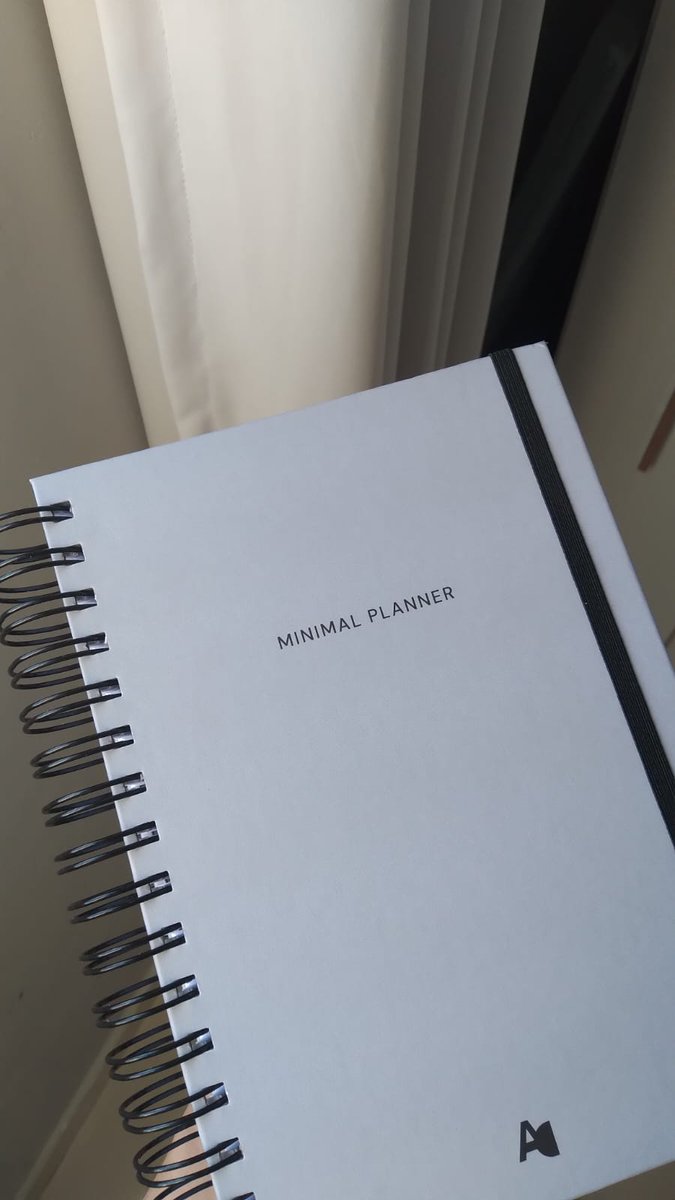 studytaissa's tweet image. meu planner chegouu