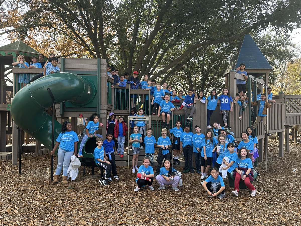 Kelly F. tweet media