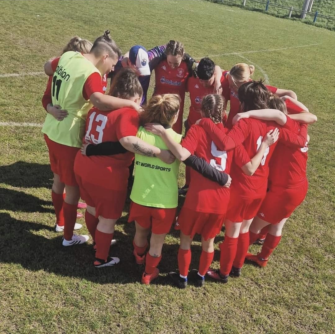 @TonyrefailWelfareLadies (@tonyrefailwelf1) on Twitter photo We have a break from football over the festive season, a time to recuperate but also a time to recruit.
If you'd like to get back into football or looking for a new challenge then we are the team for you, please drop us a message if interested?
<a href="/FootyWelsh98012/">Adran & SWWGL 👀</a> <a href="/allfootball_af/">All Football Events</a> We have a break from football over the festive season, a time to recuperate but also a time to recruit.
If you'd like to get back into football or looking for a new challenge then we are the team for you, please drop us a message if interested?
<a href="/FootyWelsh98012/">Adran & SWWGL 👀</a> <a href="/allfootball_af/">All Football Events</a>