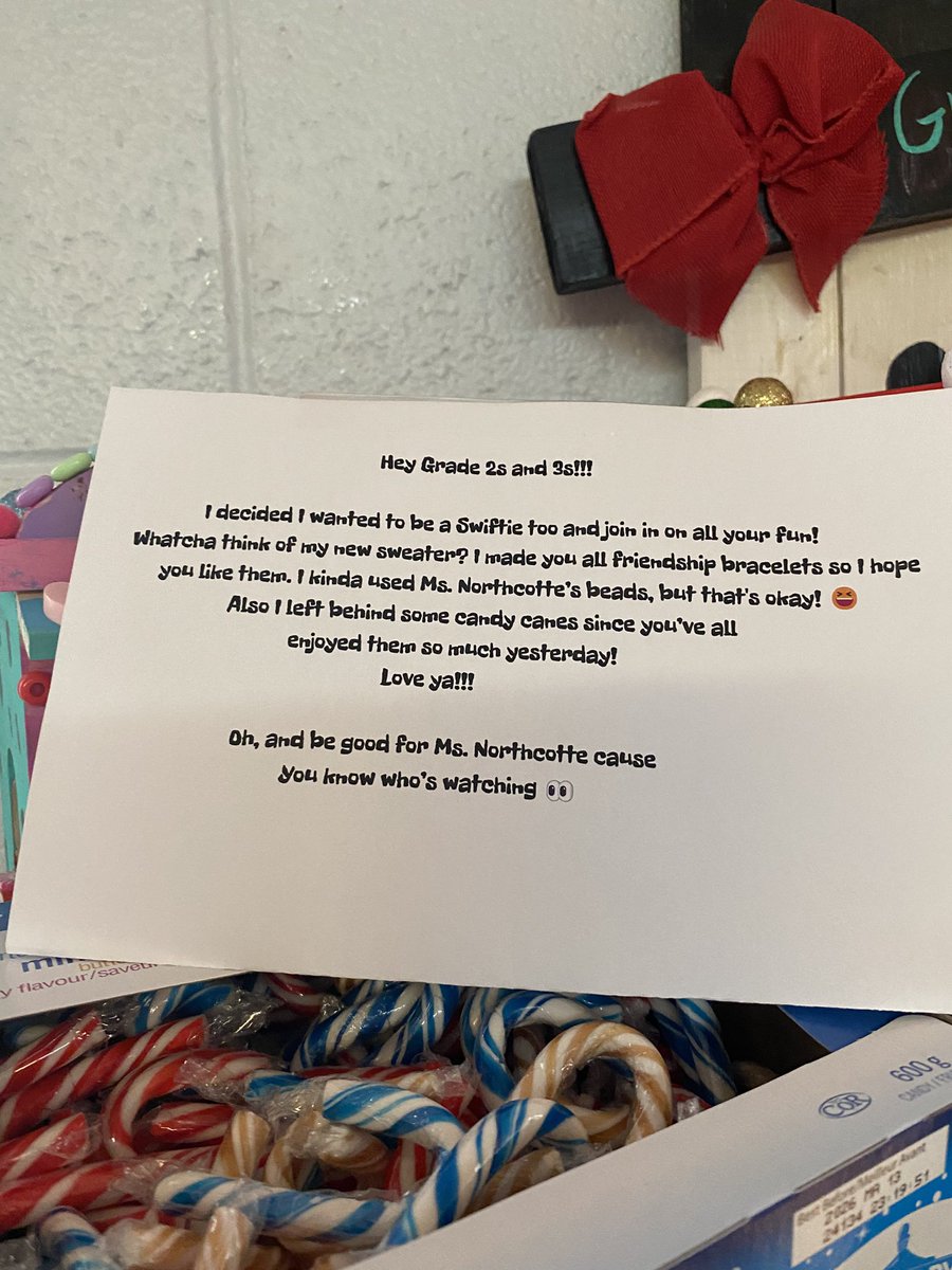 BrittanyNorth89's tweet image. Our school elf decided to drop by my classroom today and to say the kids were excited about him being a Swiftie is an understatement 😉😃He left them friendship bracelets and some candy canes. @NLSchoolsCA @EDU_GovNL @taylorswift13 #Swifties #taylorswiftfans #elfontheshelf