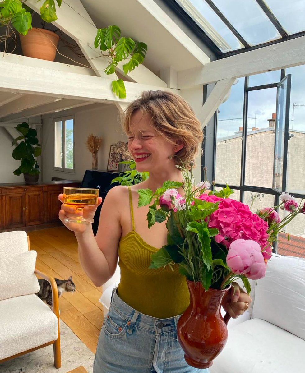 currentslopes's tweet image. Every moment spent with you feels like a beautiful dream and I’m so grateful to share this life with you. Joyeux demi-mois d’anniversaire, mon cœur!