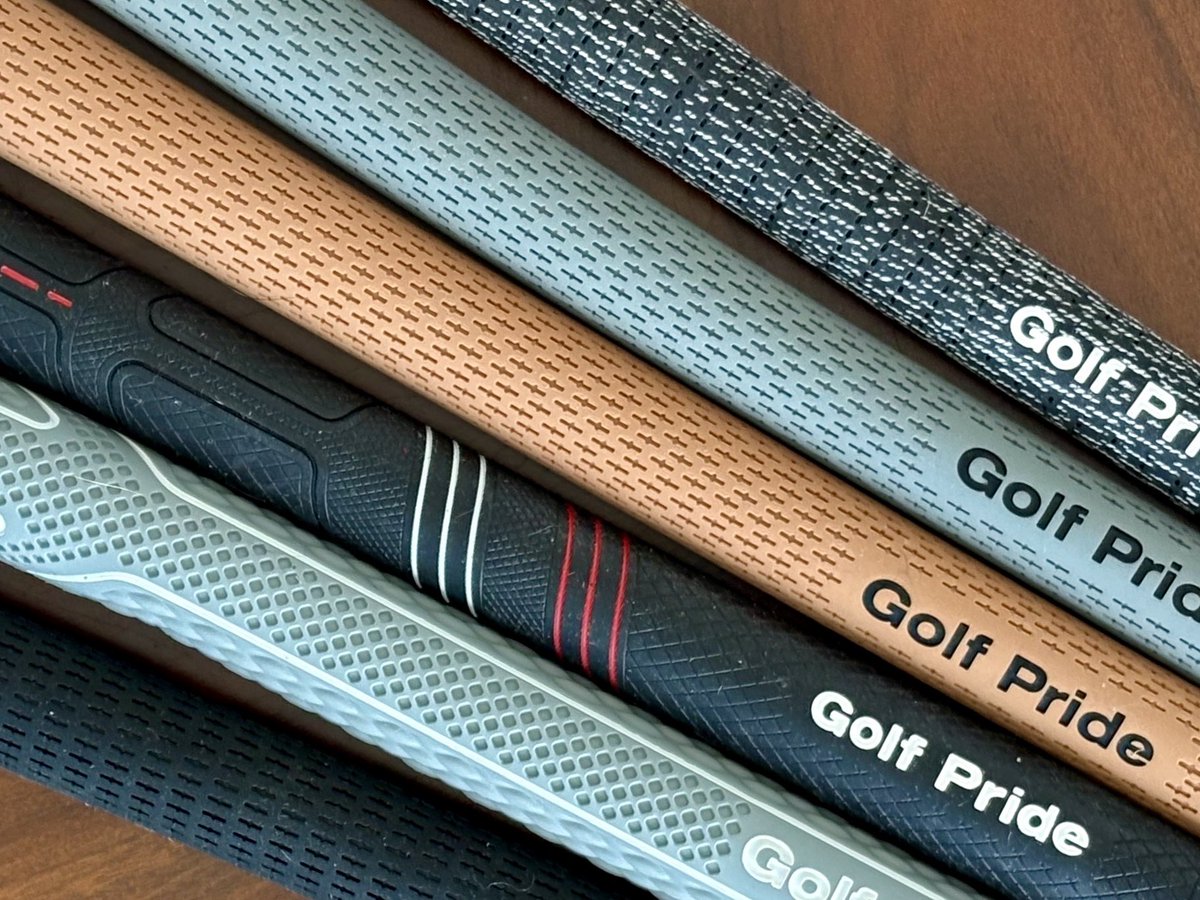 PGAPappas's tweet image. Letters from Santa DAY 7 PGAPappas 12 Days of Christmas Golf Giveaway

🎁 Golf Pride FULL Set of 13 Grips 👀 #KringleGonnaKringle 

To enter:
🎄 Repost
🎄 Follow @PGAPappas and @golfpridegrips 

#ReleaseTheKringle! pgapappas.blogspot.com/2024/12/letter…