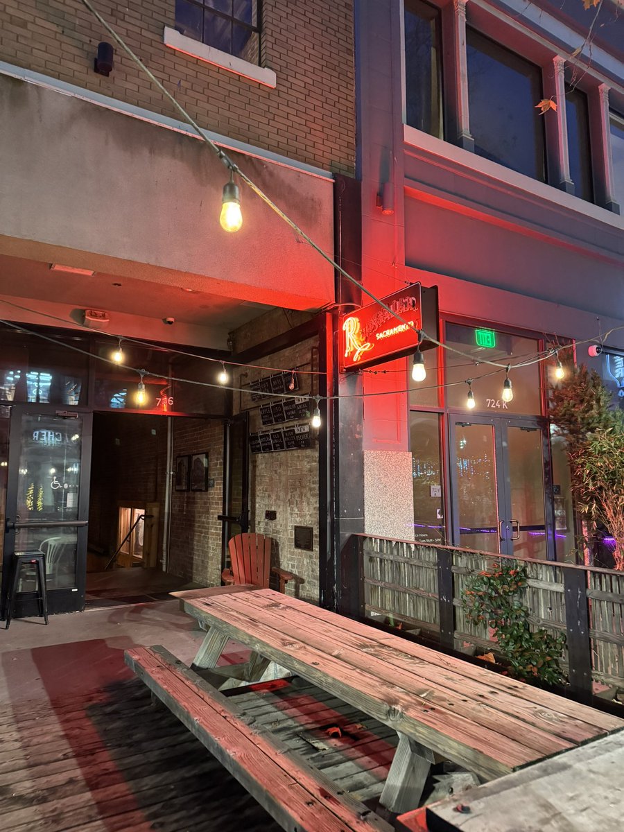 Come join us at Ruhstaller! We’ll be here ‘til 7:30. ☃️