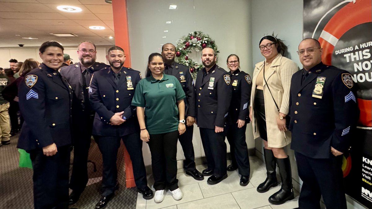 NYPDauxiliary's tweet photo. Congratulations to the NYC Emergency Management CERT graduates! 🎓 Thank you to all the instructors who made this possible. A special shoutout to Det. Sheedy on her retirement after years of dedicated service—this CERT cycle marks her last. Wishing her the all best! https://t.co/pbnphdiBM7