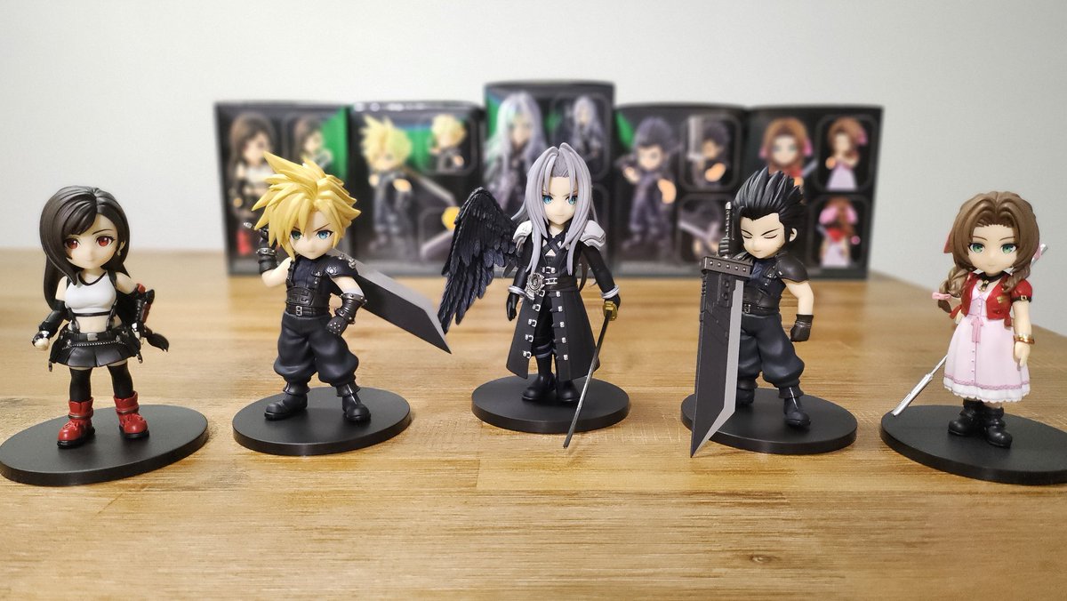 Valborn_'s tweet image. Wanted to collect these when I saw them in Japan, but they were expensive and takes up lots of luggage space.. So my husband sneakily got them online as Christmas gift and they arrived yesterday! 😍 #FF7R
