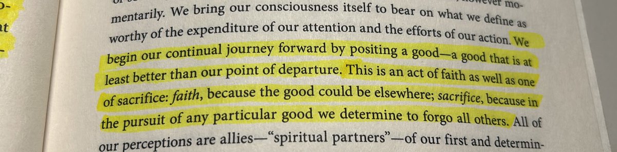 BIzquierda's tweet photo. Hoy equilibro la fuerza del bodybuilding con la flexibilidad del yoga. “Apuesta por el Bien”, dice Jordan Peterson—un acto de fe que dirige nuestro camino. ¿En qué ‘Good’ confías hoy? ✨ https://t.co/luRbTi4RXL